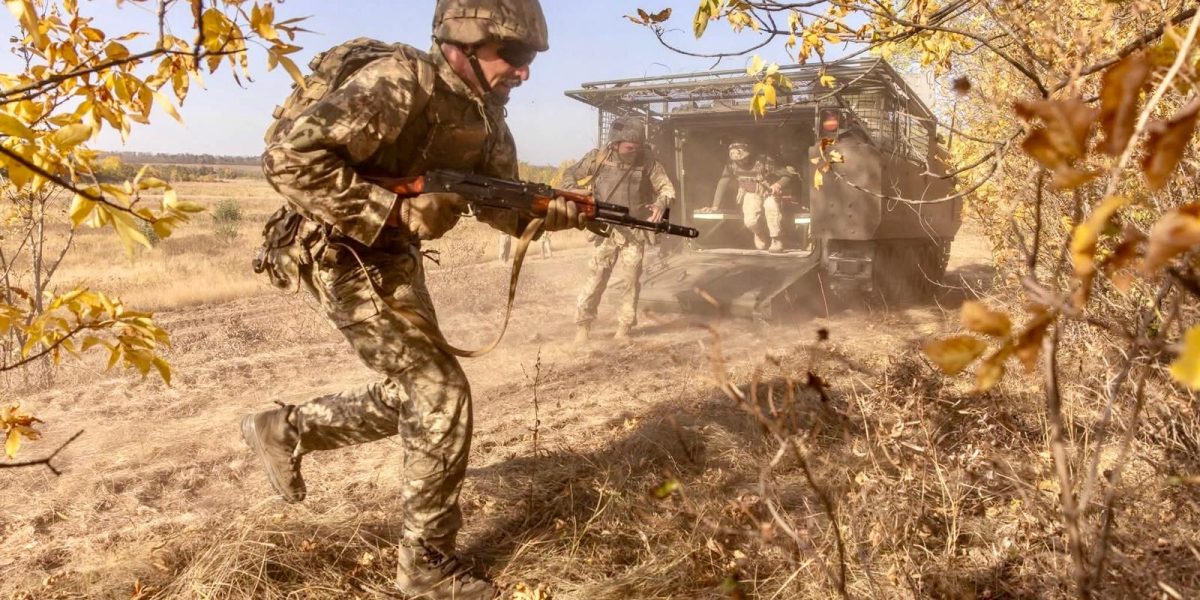 Războiul din Iran a avut un impact semnificativ asupra tacticii de atac a armatei ruse în Ucraina, conducând la o strategie de intimidare și epuizare a resurselor ucrainene