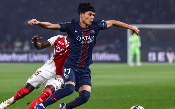 Dro Fernandez face senzație la PSG, devine cel mai tânăr marcator din istoria clubului Un după-amiază memorabil pentru Paris Saint-Germain și, în mod special, pentru tânărul atacant Dro Fernandez, care a scris istorie în dubla sa apariție pentru club