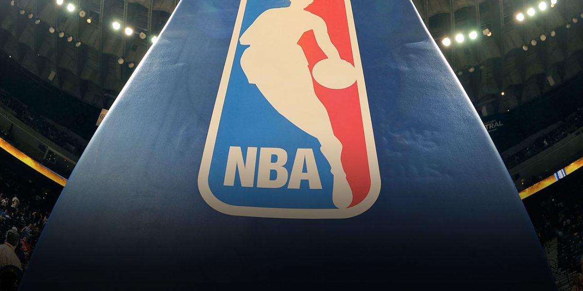 NBA anunță extindere în două piețe din Vest: Las Vegas și Seattle Consiliul de guvernatori al NBA a aprobat oficial deschiderea unei proceduri de evaluare pentru extinderea ligii, vizând adăugarea a două echipe noi în Las Vegas și Seattle