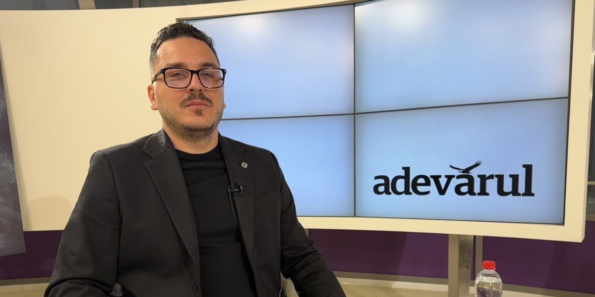 Alexandru Zidaru, cunoscut sub pseudonimul Makaveli, lansează acuzații incendiare: implicarea lui Ninel Peia și Maricel Păcuraru în retragerea sa din cursa pentru Primăria Capitalei Controversia care a izbucnit în spațiul public odată cu retragerea candidatului independent Alexandru Zidaru, cunoscut și ca Makaveli, capătă amploare