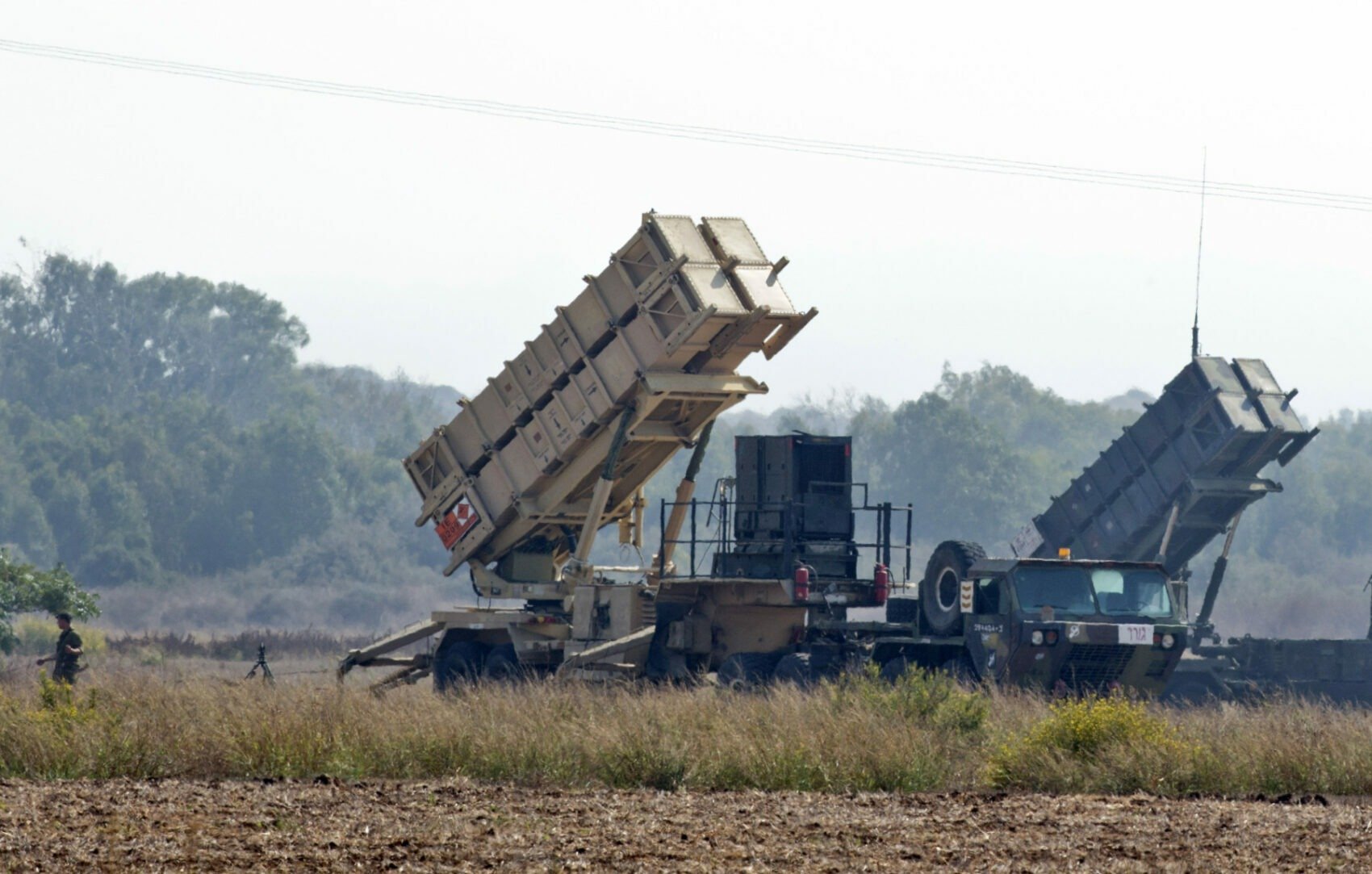 Turcia răspunde la atacurile cu rachete din Iran cu măsuri de apărare mai ferme, inclusiv desfășurarea unor sisteme NATO antirachetă Turcia a reacționat rapid după recentele atacuri cu rachete provenite din Iran, instaurând măsuri excepționale de protecție a propriului teritoriu