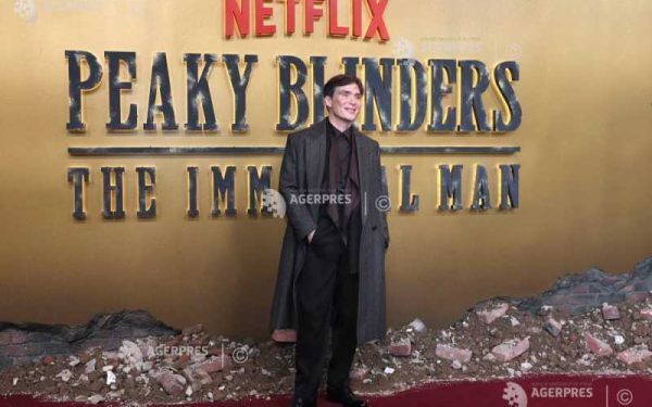 Reuniune istorică în Birmingham: Cillian Murphy și echipa „Peaky Blinders” au defilat pe covorul roșu pentru avanpremiera filmului inspirat din serialul de succes Birmingham a fost scena unei eveniment extraordinar luni seară, când actorii principali din „Peaky Blinders” s-au adunat pe covorul roșu pentru avanpremiera filmului „Peaky Blinders: The Immortal Man”