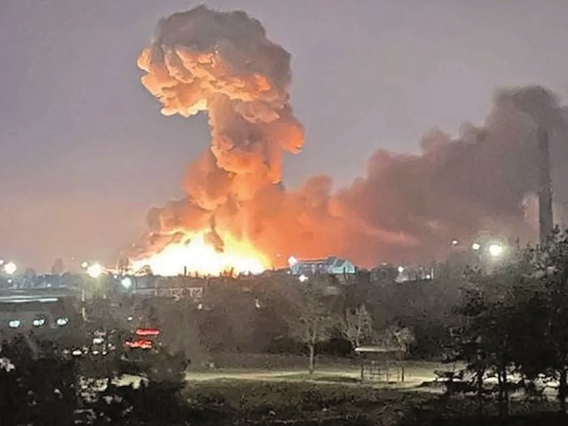 Iranul anunță o revanșă diplomatică, dar mesajele militare rămân dure Într-un context marcat de tensiuni crescânde în Orientul Mijlociu, Iranul încearcă să transmită o imagine diferită, în ciuda faptului că vocile militare din țară continuă să promoveze o linie agresivă