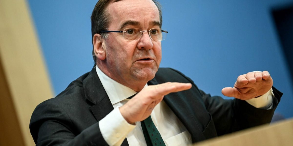 Germania respinge presiunile SUA pentru suport militar în eventuale conflicte din Orientul Mijlociu Berlinul și-a reafirmat poziția de neutralitate în contextul tensiunilor dintre Statele Unite și Iran, respingând vehement solicitările recente ale fostului președinte american Donald Trump, privind implicarea militară a Germaniei în eventuale acțiuni împotriva Teheranului