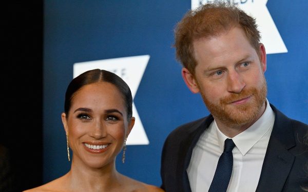 Purtătorul de cuvânt al lui Harry respinge teoria conspirației că Meghan i-a „spălat creierul”