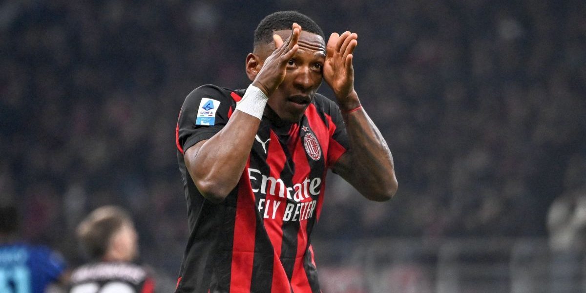 AC Milan a învins Inter cu scorul de 1-0 în derby-ul din etapa a 28-a a Serie A, o victorie ce le permite rossonerilor să reducă din diferența față de liderul campionatului, deși nu suficient pentru a le asigura poziția de favorit cert la titlu