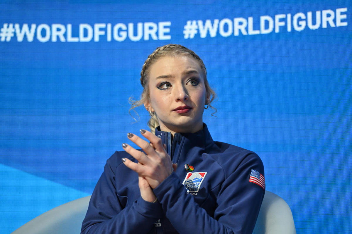 Amber Glenn, vedeta echipei de patinaj artistic a Statelor Unite, a reușit să lase o amprentă puternică la Campionatele Mondiale de la Praga, chiar dacă nu a urcat pe podiumul individual