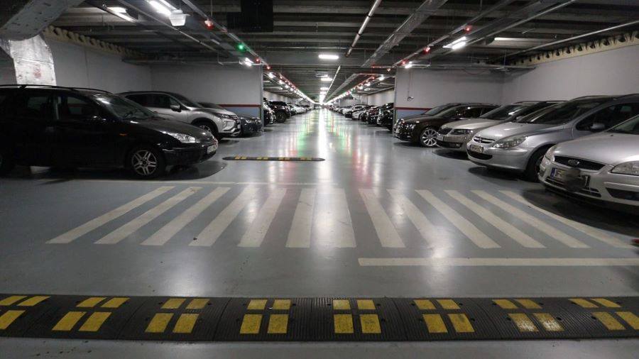 Se preconizează scumpiri ale tarifelor pentru parcarea subterană de pe Bulevardul Decebal, din Sectorul 3, într-un proiect de hotărâre ce va fi dezbătut săptămâna viitoare de către consilierii locali, în cadrul ședinței programate pentru 25 martie