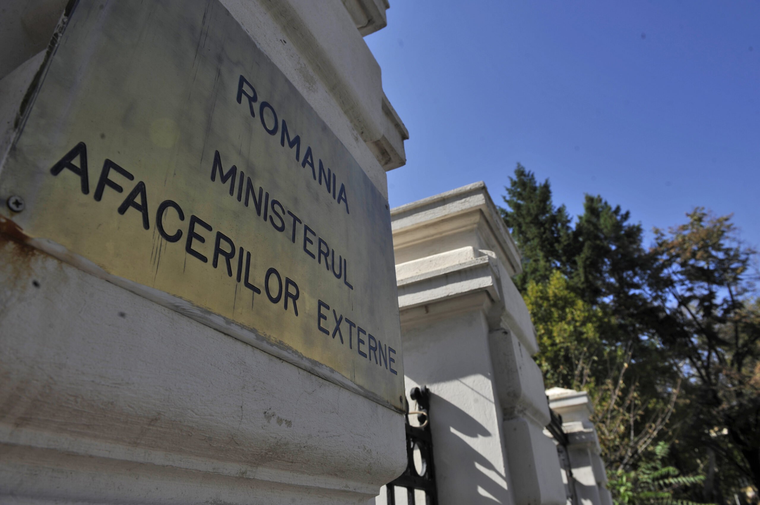 Situația în teren rămâne extrem de complicată pentru românii aflați în zonă, fiind imposibilă momentan realizarea oricărui zbor comercial sau charter