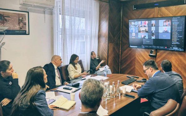 Ministerul de Externe anunță reînceperea operațiunilor de repatriere după asigurarea siguranței; spațiile aeriene din Orientul Mijlociu rămân închise din cauza atacurilor