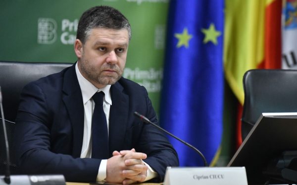 Primarul General al Capitalei, Ciprian Ciucu, a primit recent mandatul de la Consiliul General al Municipiului București pentru a solicita primăriilor de sector „nevoile financiare” pentru anul 2026