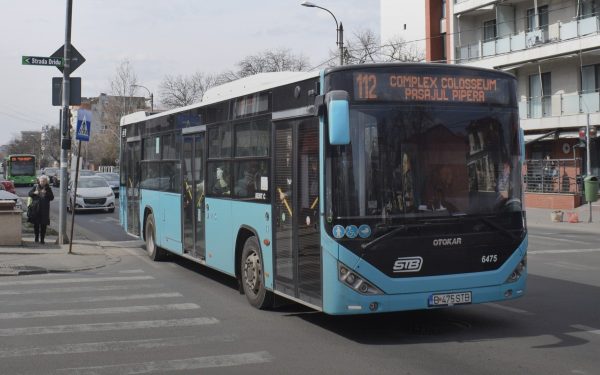 Revenirea stației „Combinatul Fondului Plastic” la amplasamentul inițial, după lucrări de modernizare a rețelei electrice Stația de autobuz „Combinatul Fondului Plastic” din Capitală își va relua poziția de origine, după o perioadă de temporară relocare menită să permită efectuarea unor intervenții tehnice majore la rețeaua electrică
