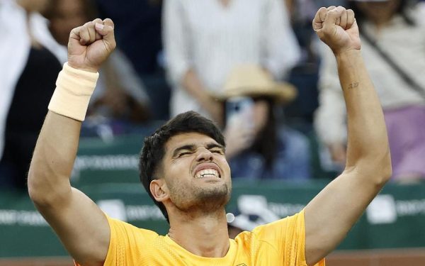 Alcaraz reușește o remontada istorică la Indian Wells