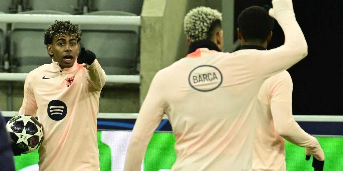 Barcelona se pregătește de meciul crucial din Liga Campionilor la Newcastle FC Barcelona a ajuns în Marea Britanie pentru partida din optimile Ligii Campionilor, programată pentru această seară, de la ora 21:00, pe stadionul Saint James’ Park