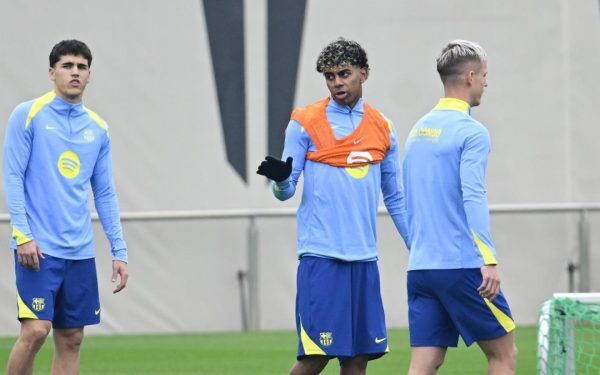 Barcelona se pregătește pentru partida cu Sevilla într-un context complicat pentru Xavi și echipă Rămâne de văzut dacă FC Barcelona va reuși să-și mențină forma și să obțină cele trei puncte în meciul din La Liga cu Sevilla, programat astăzi la ora 16:15, în condițiile în care formația blaugrana traversează o perioadă complicată din punct de vedere al lotului și al încrederei