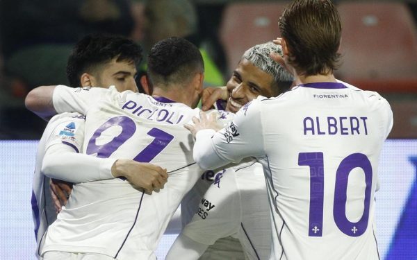 Fiorentina a obținut o victorie crucială în lupta pentru evitarea retrogradării, învingând cu scorul de 4-1 formația Cremonese, într-un meci ce a avut implicații majore în clasamentul Serie A