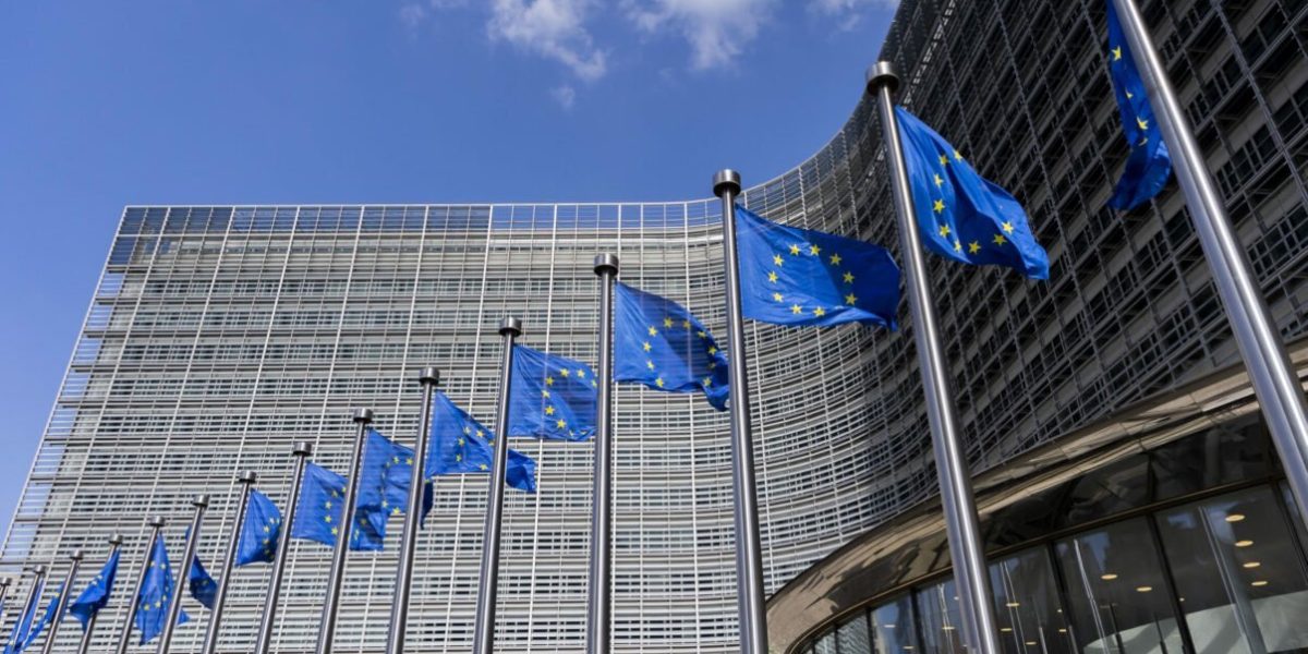Guvernul României a aprobat o sumă record de peste jumătate de miliard de euro pentru modernizarea și extinderea infrastructurii sanitare naționale, într-un efort major de a îmbunătăți accesul populației la servicii medicale de calitate