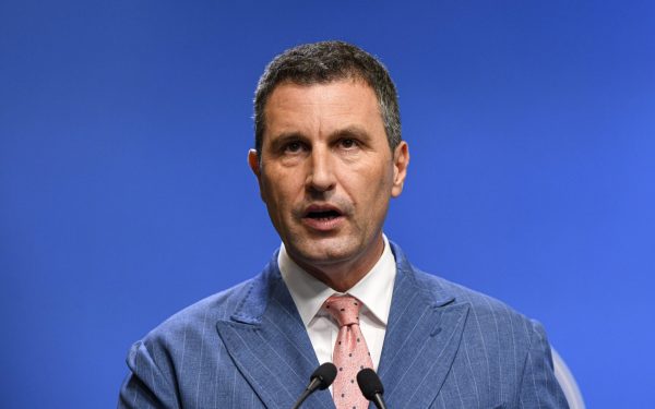 România analizează invitația Franței privind descurajarea nucleară, Tanczos Barna: „Ajunge prima dată la președintele țării”