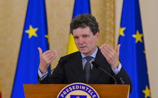 Judecătorul Claudiu Drăgușin refuză participarea la referendumul anunțat de Nicușor Dan, criticând însășa bazele legale și intențiile din spatele demersului Judecătorul Claudiu Drăgușin a declarat vineri, fără echivoc, că nu va participa la referendumul pe tema justiției anunțat recent de primarul Capitalei, Nicușor Dan