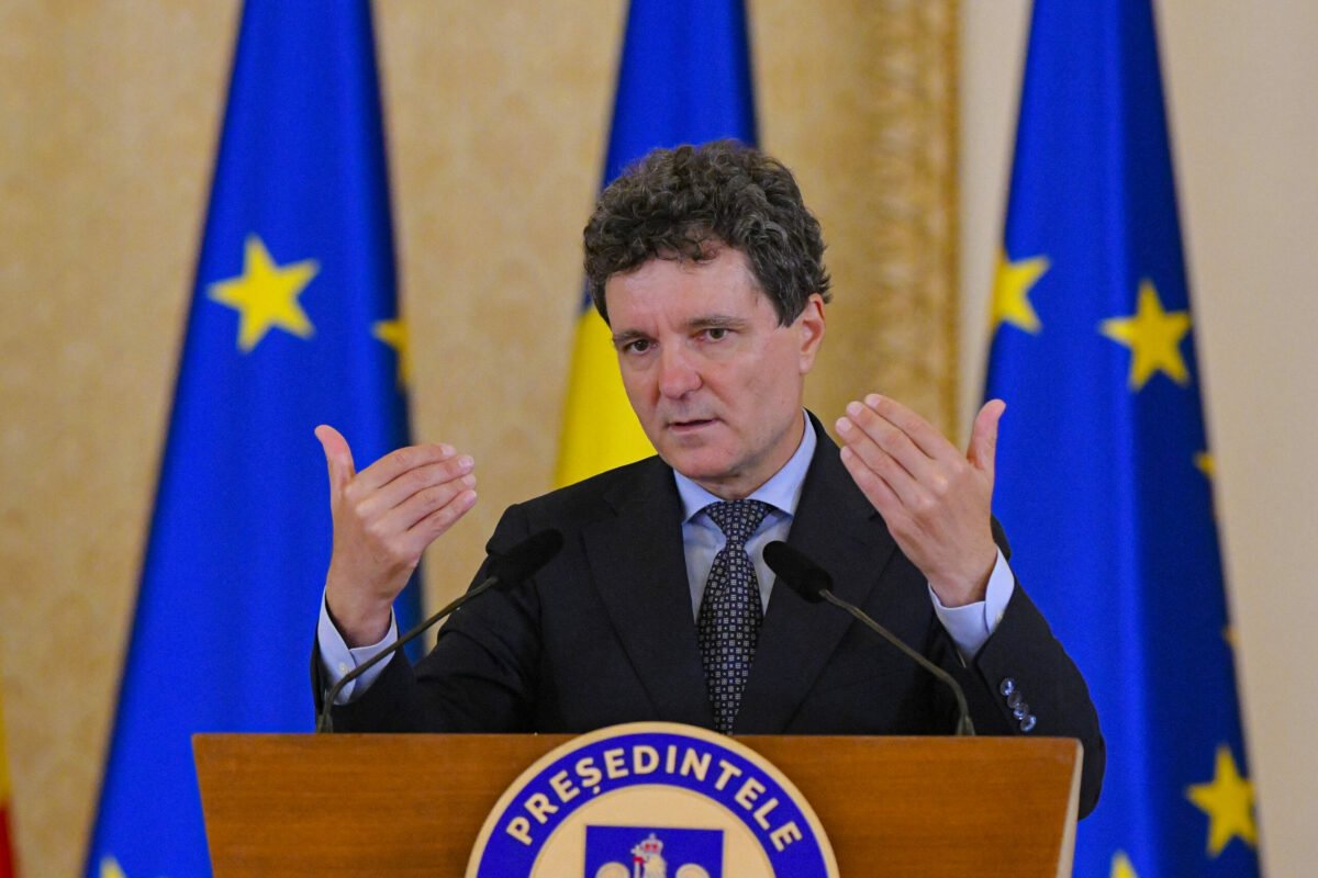 Judecătorul Claudiu Drăgușin refuză participarea la referendumul anunțat de Nicușor Dan, criticând însășa bazele legale și intențiile din spatele demersului Judecătorul Claudiu Drăgușin a declarat vineri, fără echivoc, că nu va participa la referendumul pe tema justiției anunțat recent de primarul Capitalei, Nicușor Dan