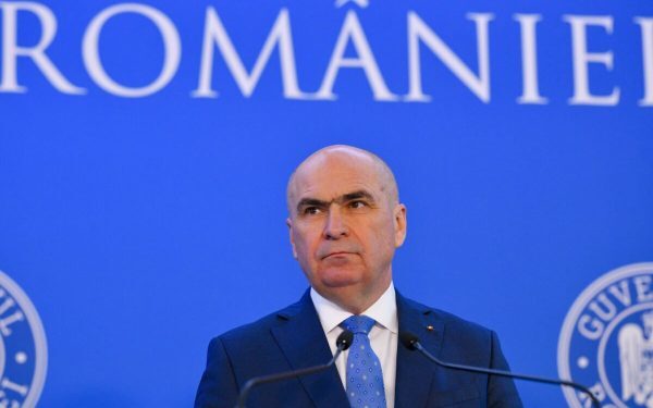 Guvernul României a aprobat recent bugetul pentru anul în curs, într-un context internațional dificil marcat de turbulențe pe piețele financiare globale