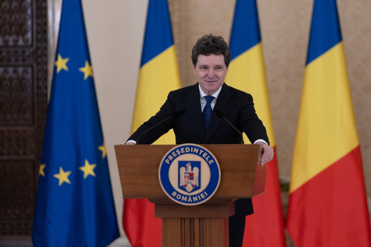 Nicușor Dan intensifică legăturile bilaterale: alertă asupra securității, cooperarea economică și perspectiva bugetului național Președintele României, Nicușor Dan, a deschis un nou capitol în relațiile externe ale țării, evidențiind apropierea strategică cu Polonia și prezentând planuri concrete pentru dezvoltarea colaborării bilaterale și coordonarea pe scena europeană