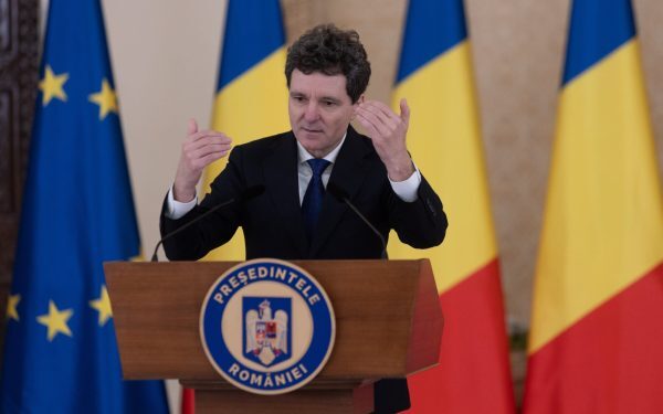 NATO și statele din regiune păstrează un calm aparent în fața recentei incidente După ce o rachetă balistică iraniană a fost interceptată în spațiul aerian turcesc de sistemele antirachetă NATO, pozițiile oficialilor români și polonezi s-au accentuat în privința mesajelor de stabilitate și siguranță