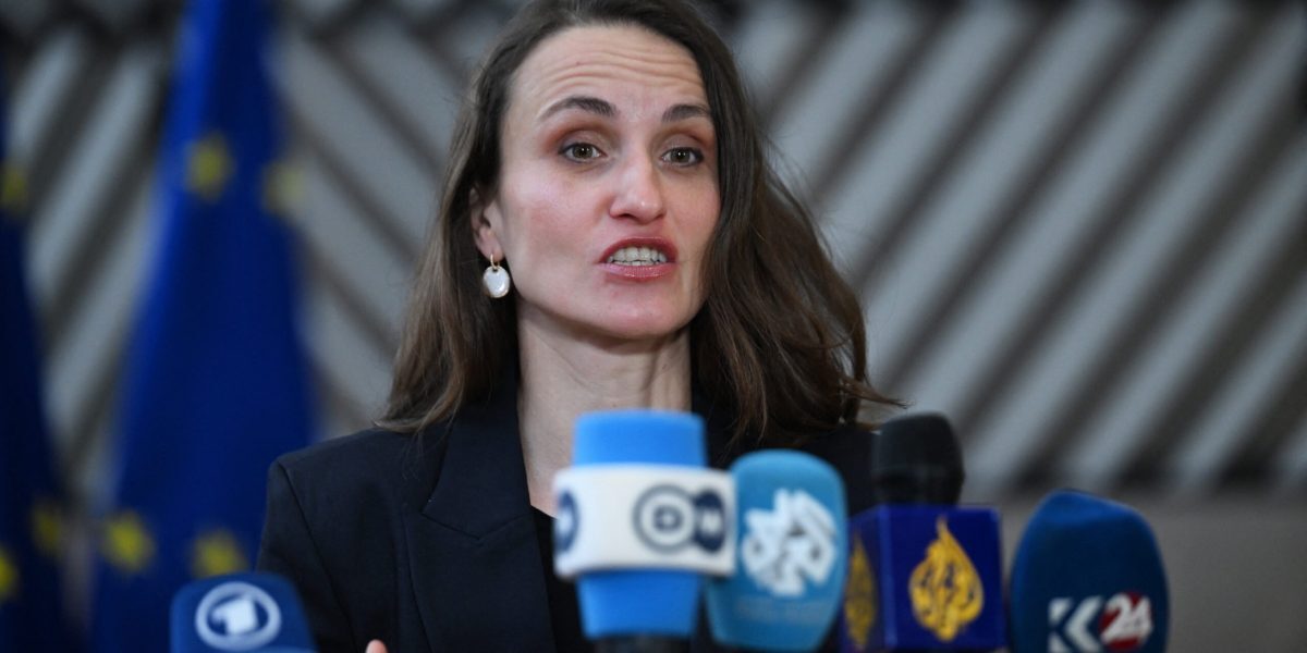 Avocatul Adrian Cuculis a depus, recent, un denunț oficial la Direcția Națională Anticorupție, în care atrage atenția asupra modului în care a fost gestionată evacuarea românilor din Dubai în contextul conflictelor armate declanșate în regiune