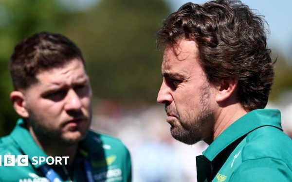 Newey și Red Bull au fost un obstacol pentru Alonso încampionatele din 2010 și 2012, iar colaborarea dorită a celor doi pare departe de a se materializa în viitor De mai mulți ani, Fernando Alonso a avut dorința de a lucra alături de regretatul Adrian Newey, considerat cel mai mare inginer aerodinamic din istoria Formulei 1