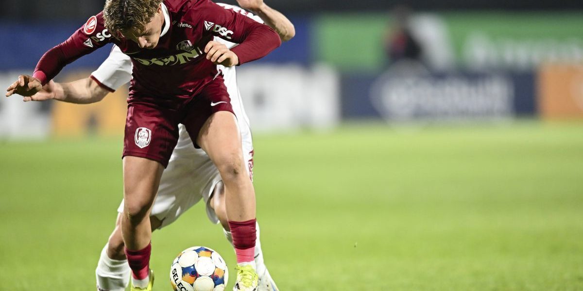 CFR Cluj și Rapid se înfruntă acum într-unul dintre cele mai atractive meciuri ale etapei a 2-a din play-off-ul Superligii, într-o confruntare decisivă pentru pozițiile din fruntea clasamentului