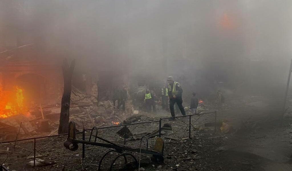 Atac aerian rusesc la Harkov: 2 morți și 10 răniți