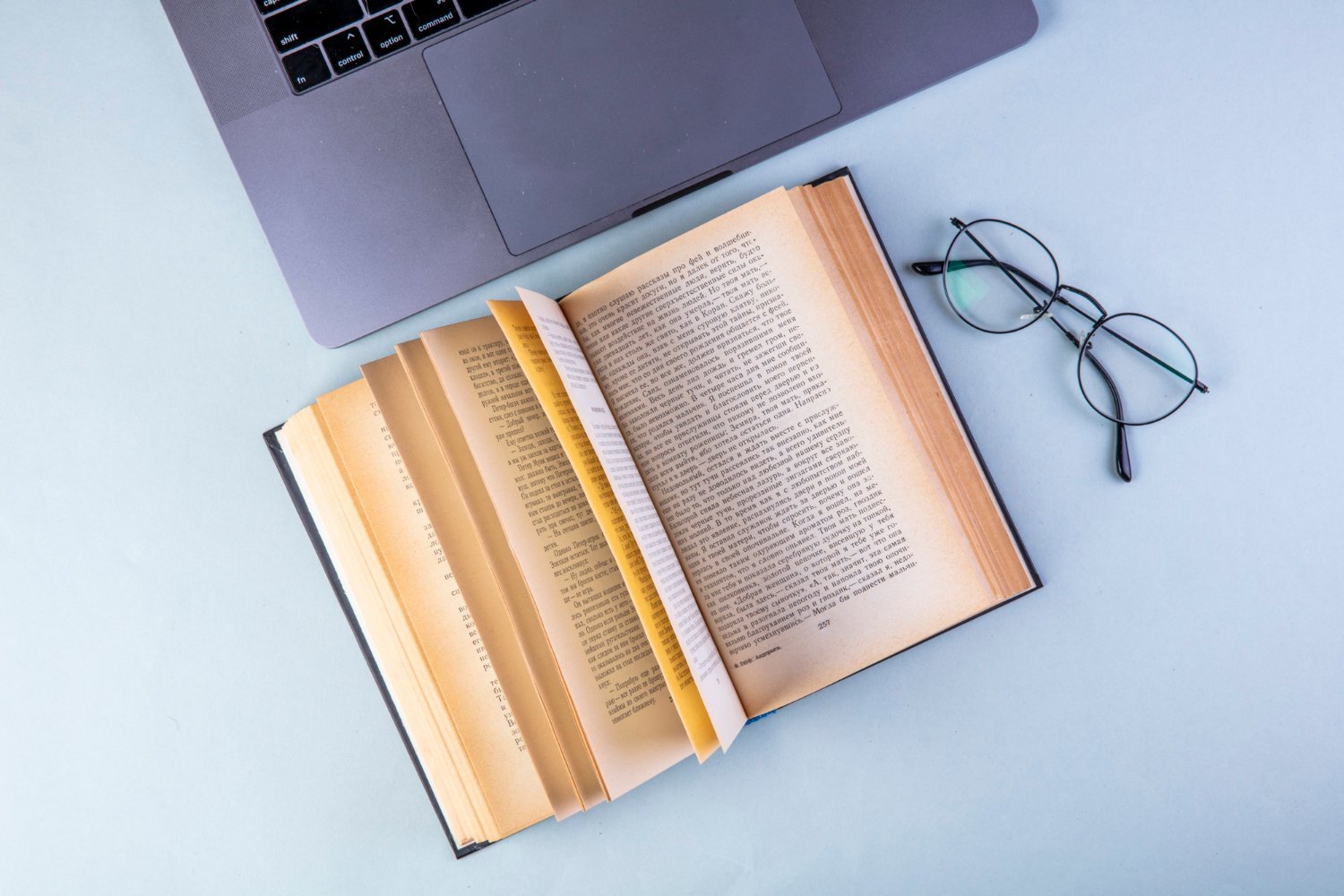 Librăria online Libris.ro face pasul spre digitalizarea procesului de cumpărare cu lansarea unui asistent virtual inteligent, primul de acest gen din România