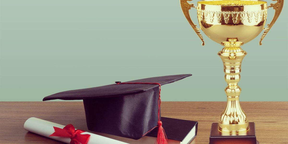 Concursul Studentul Anului oferă premii pentru studenții din București în domenii precum business, tech și sustenabilitate