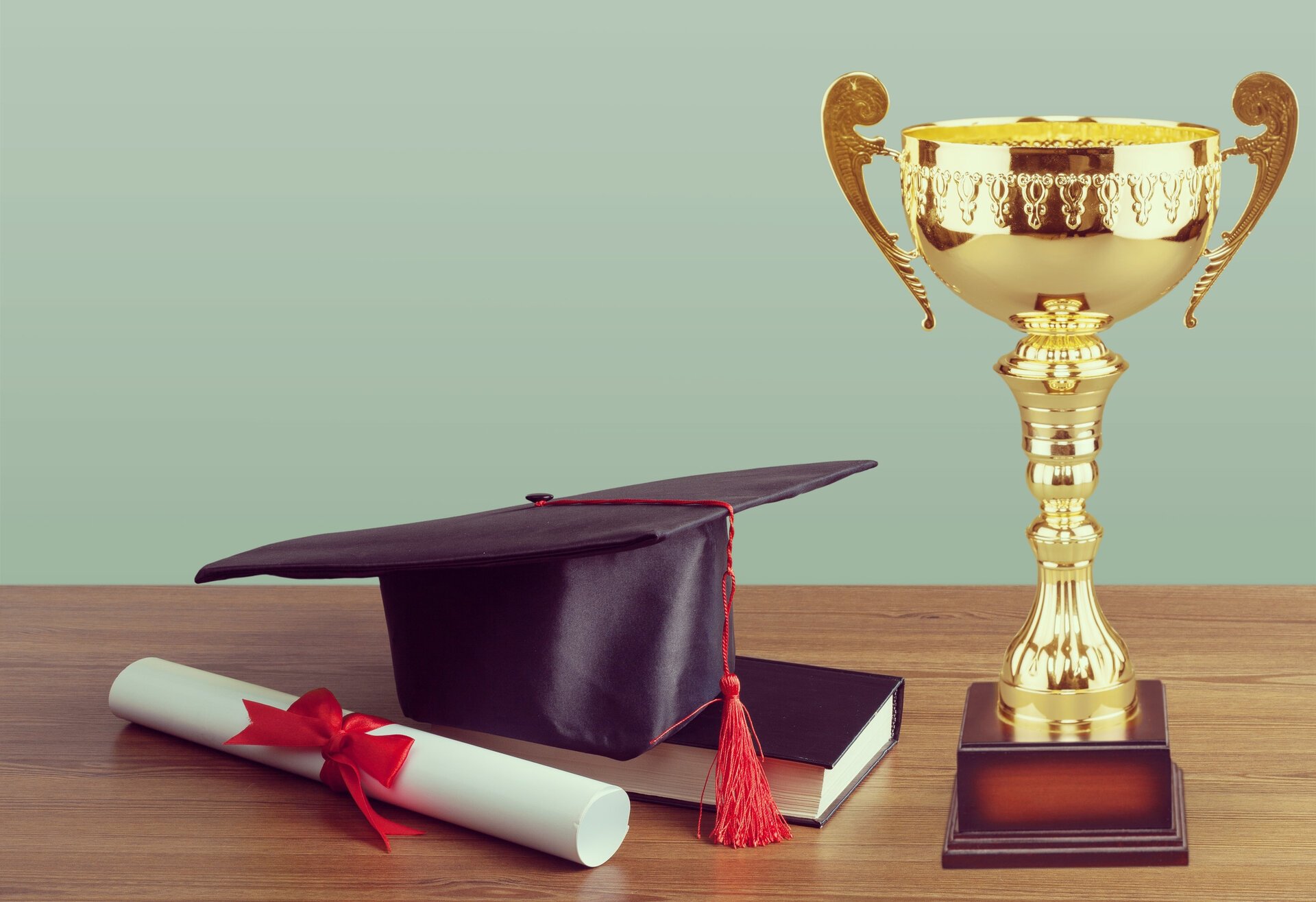 Concursul Studentul Anului oferă premii pentru studenții din București în domenii precum business, tech și sustenabilitate