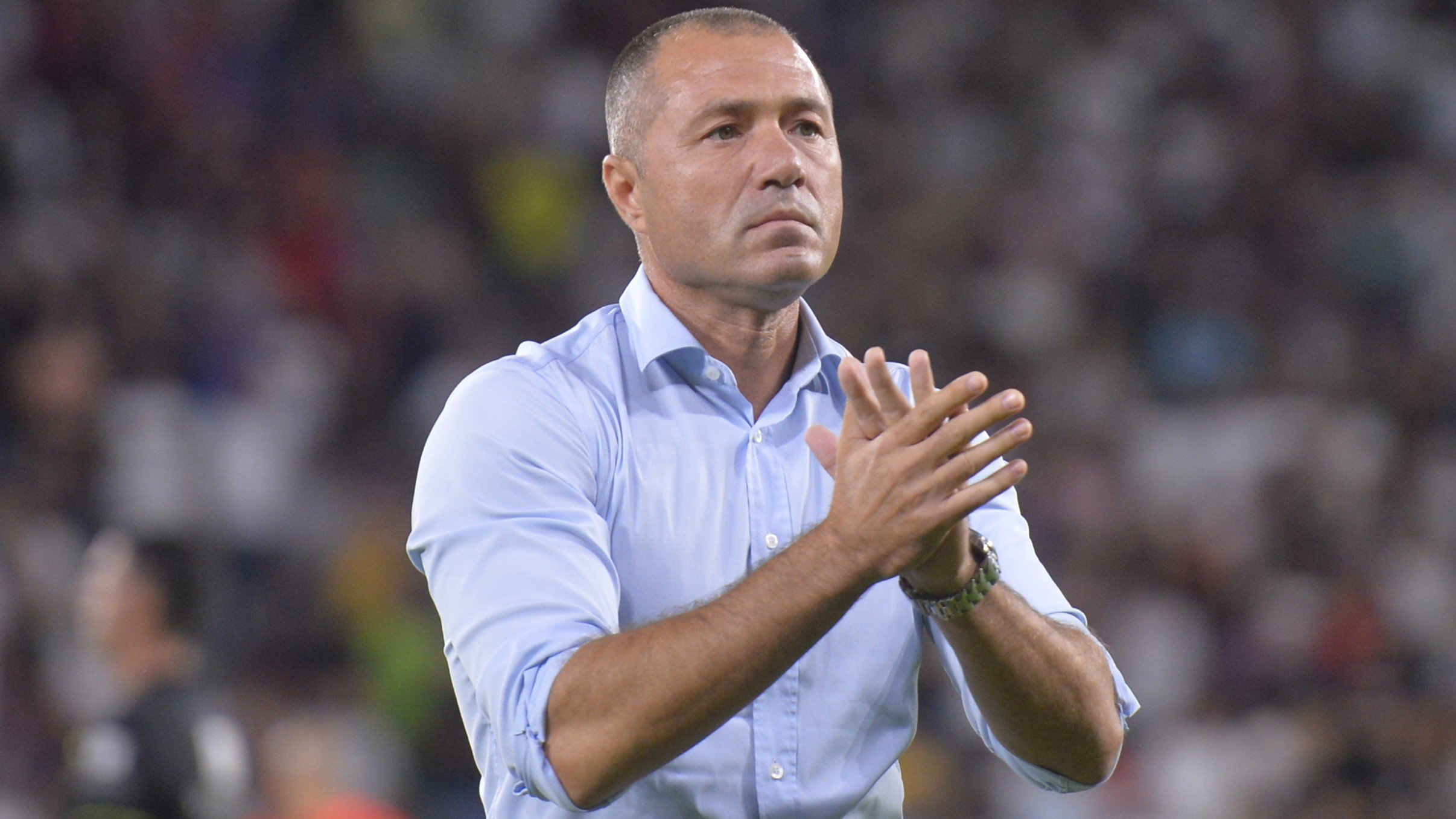 FCSB se află în centrul unei ecuații tensionate după o înfrângere usturătoare în meciul cu Universitatea Cluj, moment care a declanșat o criză internă semnificativă