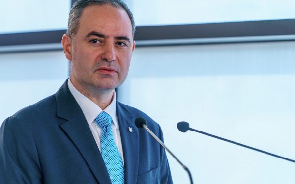 România își păstrează stabilitatea financiară și perspectiva de creștere pe termen mediu, potrivit unei evaluări recente realizate de către experții de la Moody’s Ratings