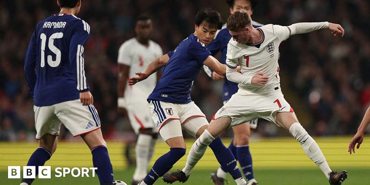Anglia suferă o înfrângere dureroasă în ultima partidă de pregătire înainte de Mondial, pierdută în fața Japoniei pe Wembley Ultima partidă amicală a Angliei înaintea debutului la Campionatul Mondial s-a încheiat cu o umilință pentru trupa lui Thomas Tuchel, după o înfrângere surprinzătoare în fața Japoniei, scor 0-1