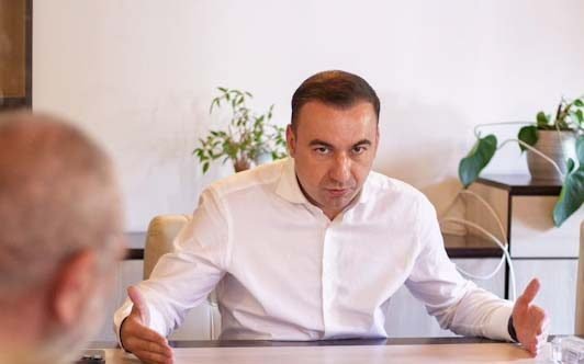 Bogdan Ivan gestionează 4 miliarde de euro în 2023, iar bugetul Ministerului Energiei e de cinci ori mai mare.