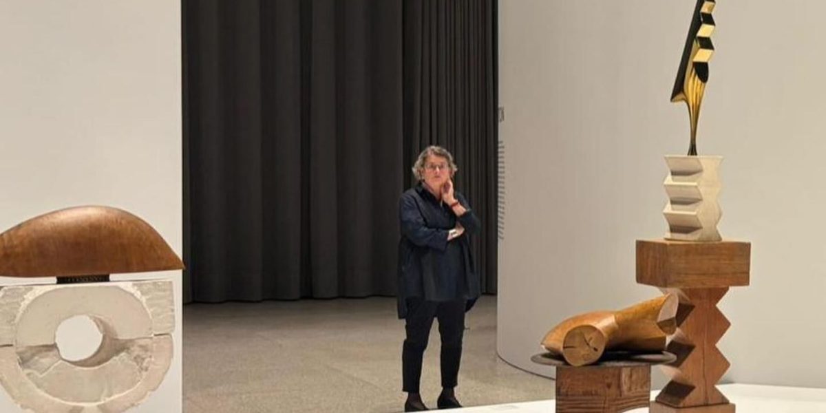 Ceva mai mult decât o expoziție de artă: Brâncuși pe scena europeană în celebrarea a 150 de ani de la naștere Berlinul devine, în aceste zile, centrul cultural european prin inaugurarea celei mai mari expoziții dedicate lui Constantin Brâncuși, marele sculptor român care a redefinit formă și spațiu în arta modernă
