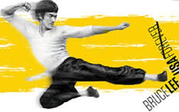 U.S. Postal Service îl onorează pe Bruce Lee cu timbru special Permanente