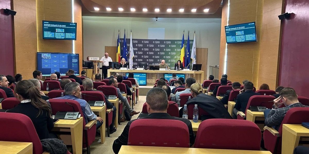 Bucureștiul riscă să rămână fără majoritate în Consiliul General dacă lipsesc reprezentanții partidelor de opoziție Spectrul politicienilor din Capitală se apropie de un moment tensionat, după ce USR București a tras semnalul de alarmă referitor la ședința următoare a Consiliului General al Municipiului București (CGMB)