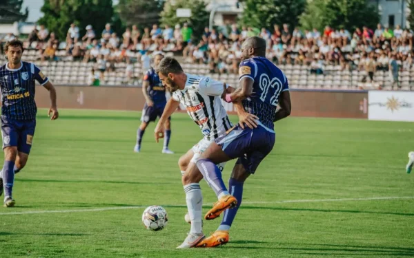 FC Universitatea Cluj își începe turneul de deplasări din play-off cu o partidă crucială pe terenul celor de la FC Argeș