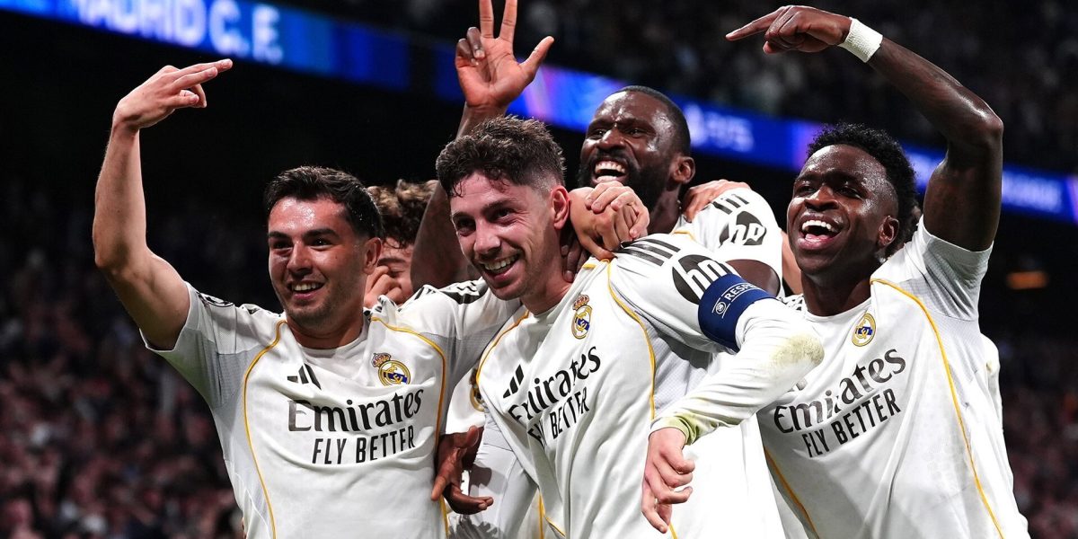 Gafă monumentală pe televizor! Telespectatorii români, cei care au urmărit live meciurile din optimile Champions League, au avut parte de o surpriză neașteptată: la finalul confruntării dintre Real Madrid și Manchester City, pe ecran a apărut o informație complet eronată, care a stârnit rumoare și confuzie în rândul fanilor fotbalului european