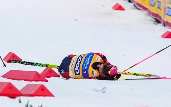 Johannes Hosflot Klaebo, cel mai medalizat sportiv din istoria Jocurilor Olimpice de iarnă, a trecut printr-o experiență extrem de dificilă în timpul unei curse desfășurate în Norvegia