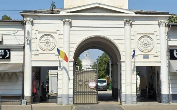 Primăria Municipiului București pregătește un plan radical pentru gestionarea situatiilor de urgență în domeniul cimitirelor, având în vedere propunerea de înființare a unei noi structuri administrative: Administrația Domeniului Public
