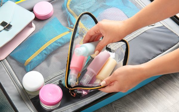 Descoperire revoluționară în domeniul cosmeticelor: un colorant natural provenit dintr-o ciupercă amazoniană promite schimbări majore în industria ecologică Într-o era a conștientizării tot mai mari asupra impactului asupra mediului, cercetările din domeniul biotehnologiei aduc în prim-plan soluții inovatoare pentru înlocuirea coloranților sintetici, adesea considerati dăunători sănătății umane și mediului