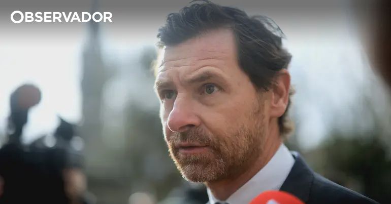 Tensiuni între Porto și Sporting escaladează după declarațiile provocaționale de la derby-ul de sâmbătă Un episod tensionat marcat de declarații critice și acuzații reciproce a avut loc după meciul din weekend, când FC Porto și Sporting s-au întâlnit pe teren, dar și în afara lui