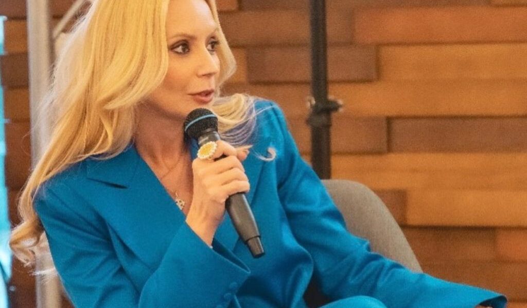 Daciana Sârbu anunță intenția de a depune plângere penală împotriva ministrului de Externe, Oana Țoiu, după incidentele din Emiratele Arabe Unite care au implicat familia sa și fostul premier Victor Ponta