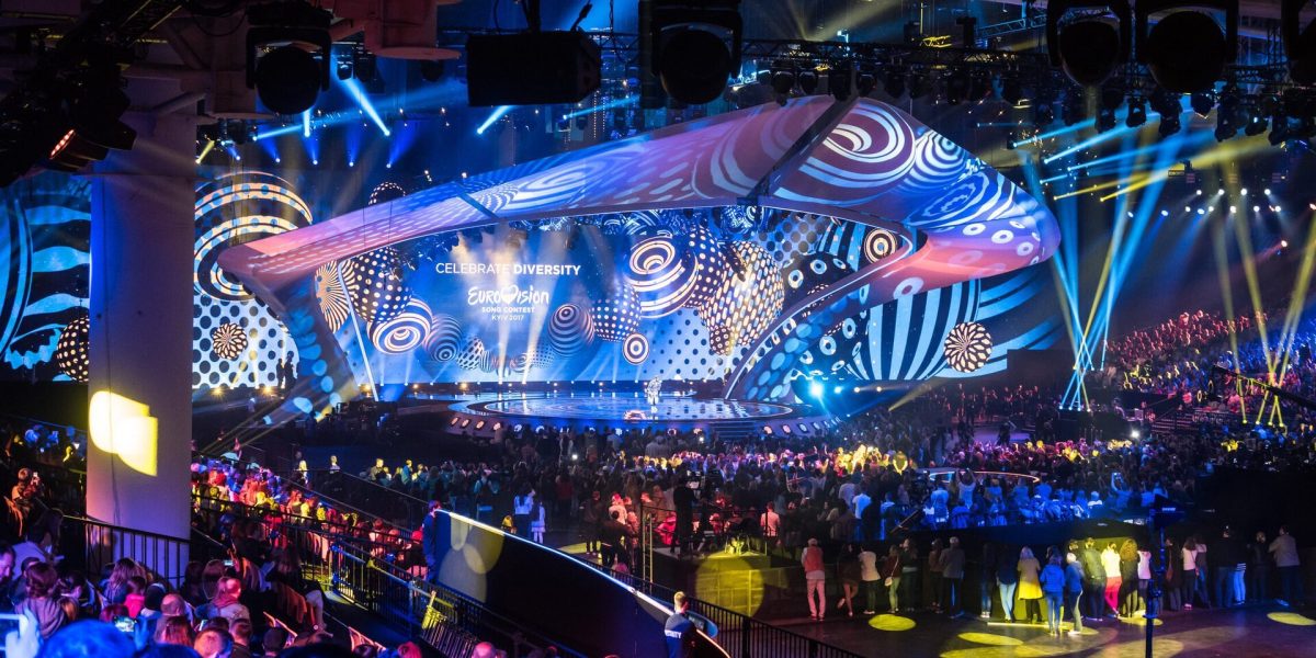 România trimite la Eurovision 2026 pe Alexandra Căpitănescu cu piesa „Choke Me”