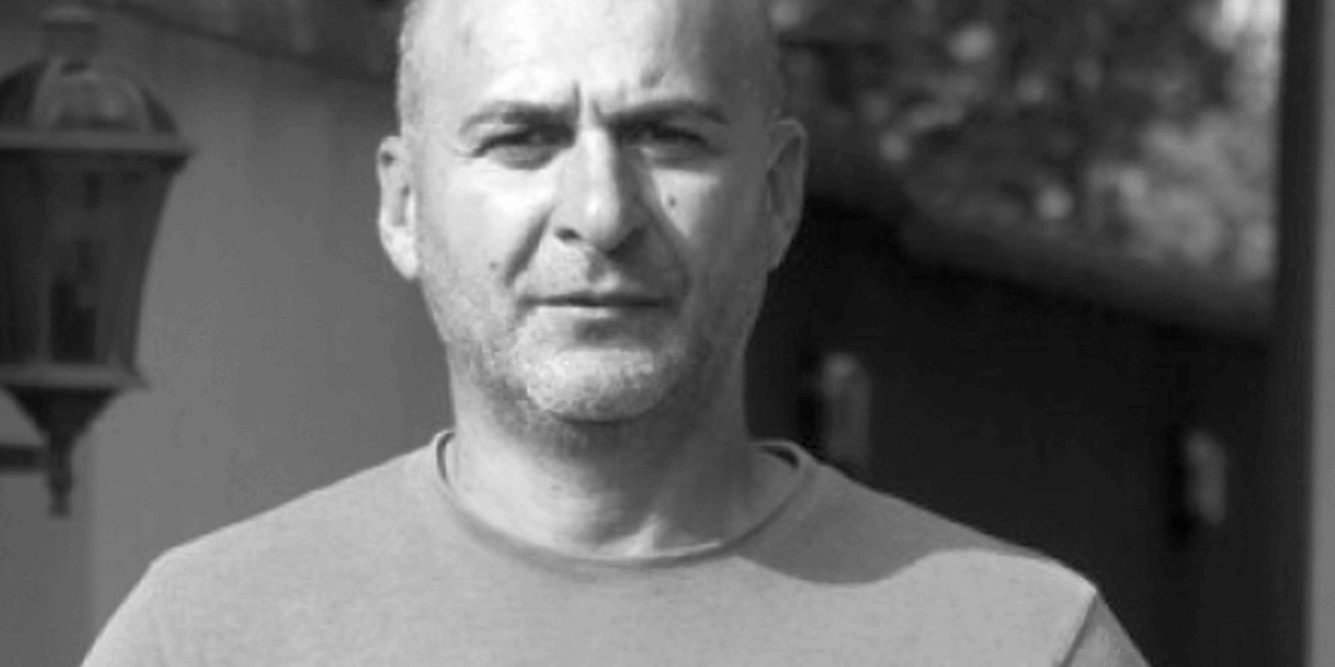 Tragedie navală în Portul Midia: remorcherul Astana s-a scufundat, omorând cinci oameni, printre care și fostul fotbalist Sorin Tufan O tragedie de proporții a zguduit marți Portul Midia, unde remorcherul Astana, cu pavilion românesc, s-a scufundat la aproximativ 8 kilometri de Dana 1